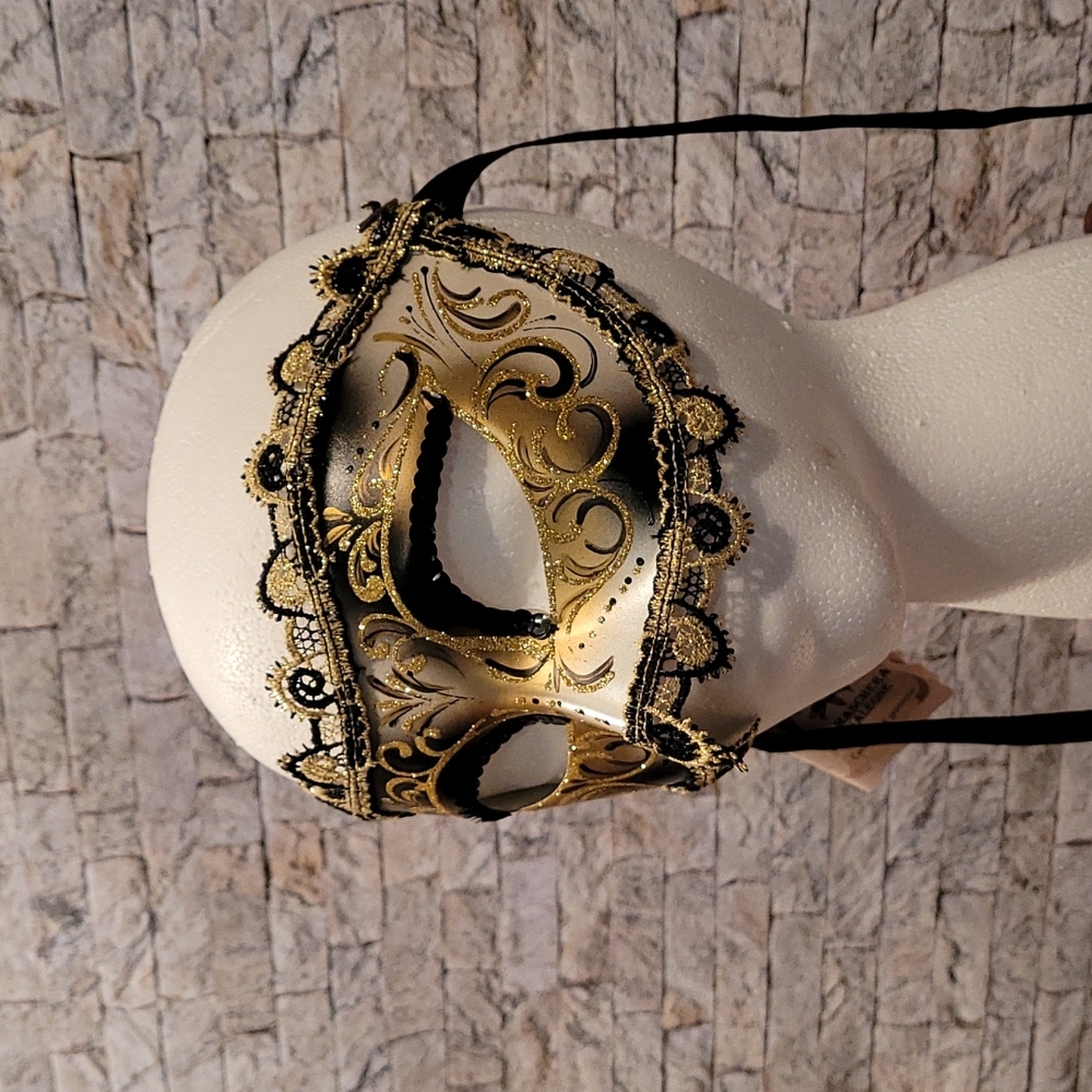 Venice Hand Made Painted La Maschera Del Galeone Mask